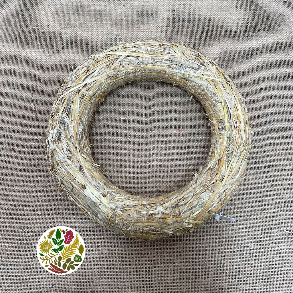 Straw Wreath DRY (Various Sizes)