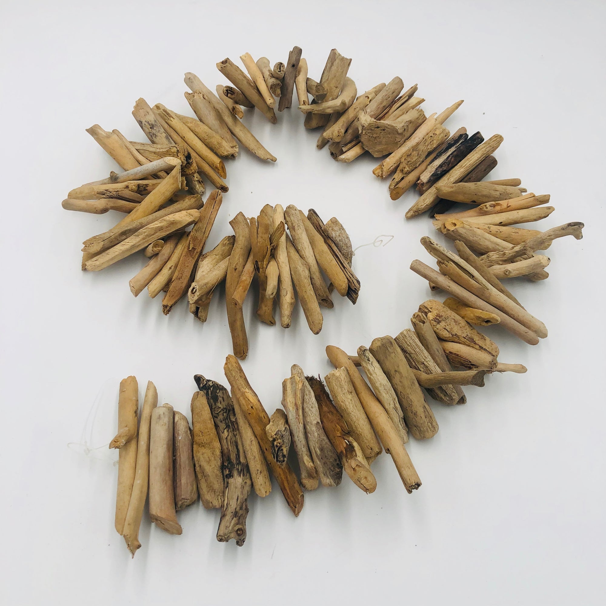 Garland 'Driftwood' (Natural) (DRY) 110cm